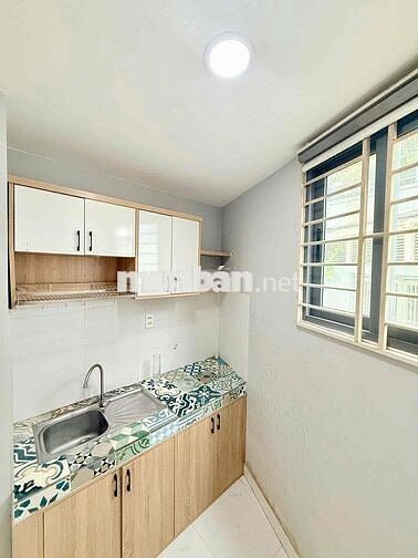 1 Phòng Ngủ Full Nội Thất, 30m2 Sát ĐH Văn Lang, Gần Phạm Văn Đồng