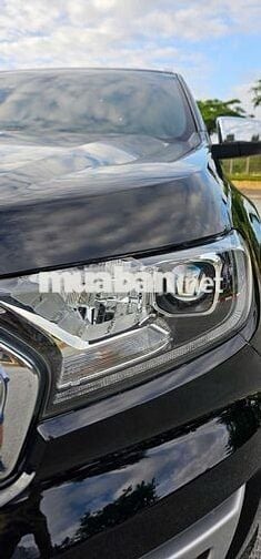 Ford Everest 2.0 Titanium 4x2