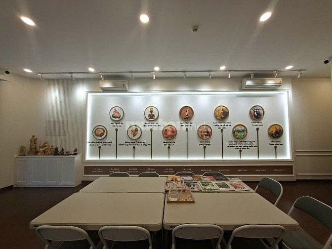 Cho thuê shophouse StarHill Phú Mỹ Hưng giá 40 triệu ( 180m 2 tầng)
