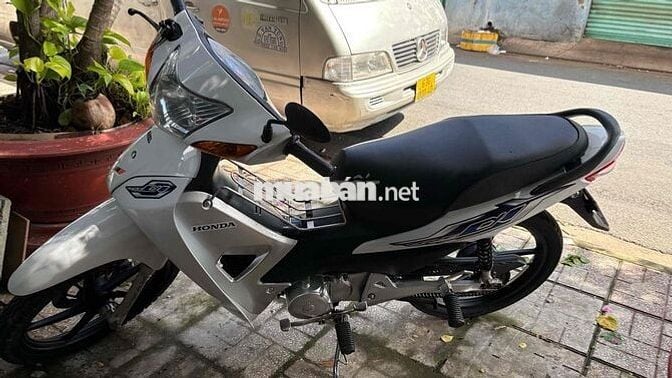 Wave Alpha 110 hq sạch đẹp máy êm đề nhẹ lợi xăng