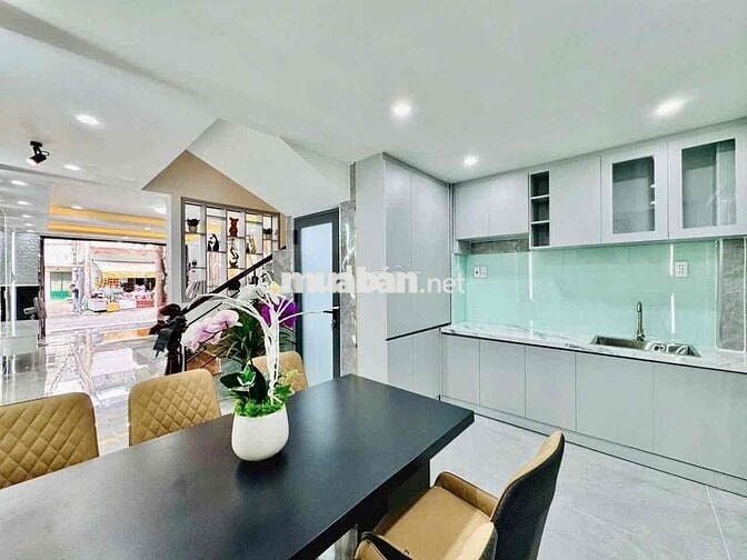 NHÀ MẶT TIỀN KDBB ĐƯỜNG RỘNG 12M.
