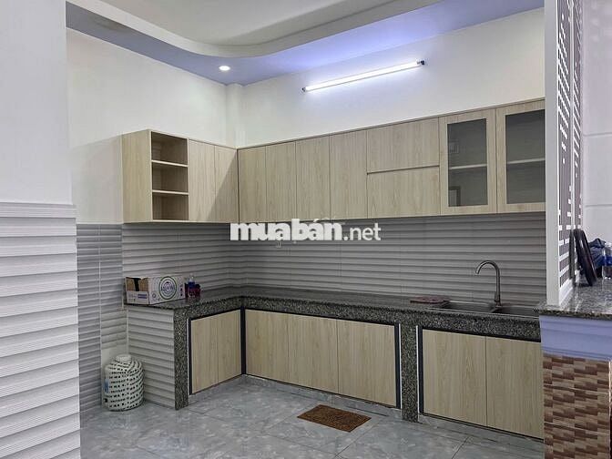Cho thuê nhà 2pn 2wc cạnh Quang Trung, chợ Hóc Môn, Thị trấn Hóc Môn