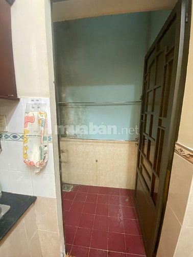 Cho thuê nhà nguyên căn tại đường Phan Huy Ích hẻm xe hơi