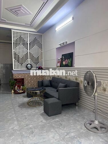 Cho thuê nhà 2pn 2wc cạnh Quang Trung, chợ Hóc Môn, Thị trấn Hóc Môn