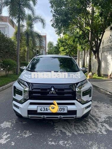 Mitsubishi Xpander Cross 2024 - 12100 km