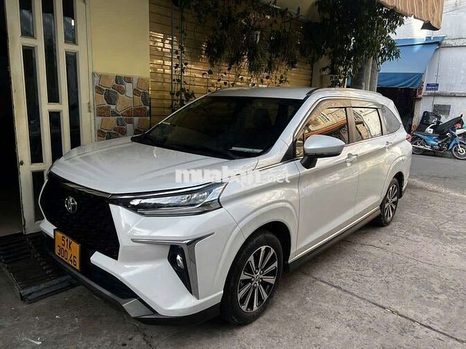 Chính chủ xe Veloz 2022 CVT - 60000 km