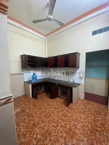 Cho thuê nhà nguyên căn tại đường Phan Huy Ích hẻm xe hơi