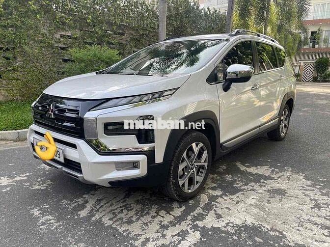 Mitsubishi Xpander Cross 2024 - 12100 km