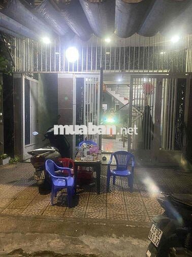 chính chủ bán nhà mặt tiền đẹp , đầy đủ công năng
