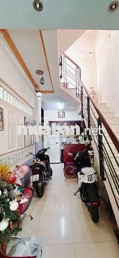 NHÀ ĐẸP Ở NGAY~4TẦNG BTCT ( 3.8x13m) SHR~nhĩn 4 tỷ.