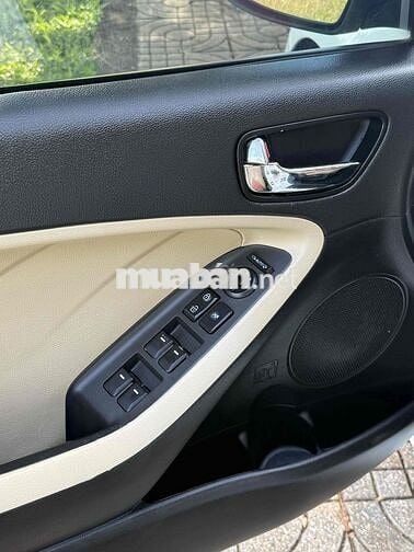 Kia Cerato 2016 1.6 MT - 102000 km