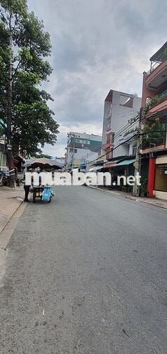 CHo thuê mbkd mặt tiền đường Nguyễn suý 9,6x25m trống suốt
