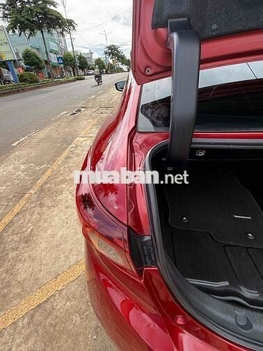 Mazda 3 2019 1.5L Premium - 78000 km
