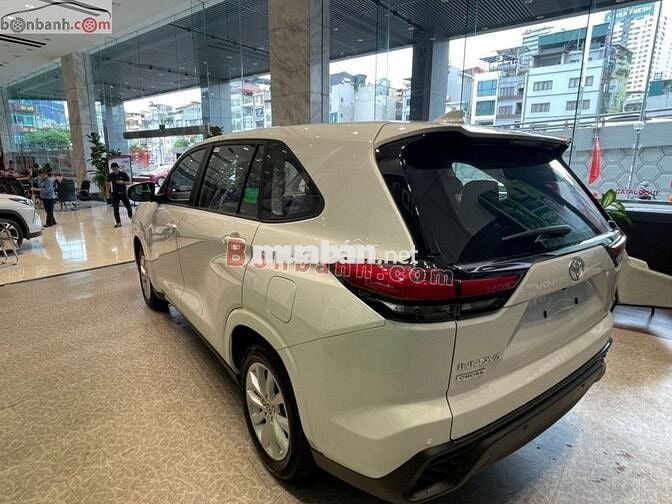 Toyota Innova Cross 2.0 CVT 2025 - 795 Triệu