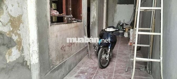 Cho thuê nhà đường ô tô tránh có thể vừa ở vừa làm kho xưởng.