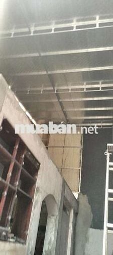Cho thuê nhà đường ô tô tránh có thể vừa ở vừa làm kho xưởng.