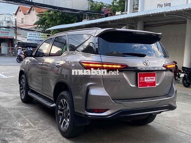 Toyota Fortuner Legender đồng gia đình 1 chủ zin