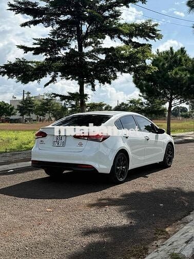 Kia Cerato 2016 1.6 MT - 102000 km