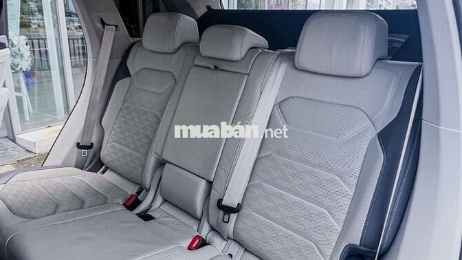Volkswagen Touareg 2022 Luxury 2.0 TSI - 29300 km