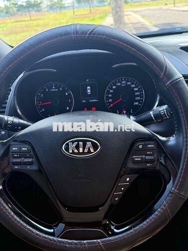 Kia Cerato 2016 1.6 MT - 102000 km