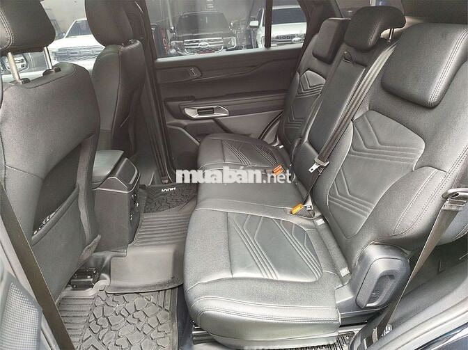 Ford Everest 2023 Titanium 2.0L 4x2 AT - 28000 km