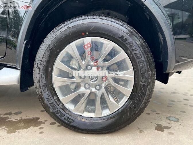 Toyota Fortuner 2.7L 4x2 AT 2025 - 1 Tỷ 260 Triệu