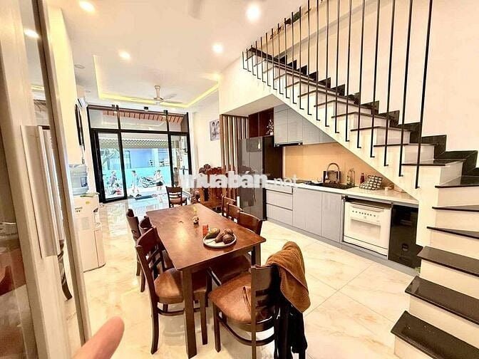 Nhà Liền Kề- Khu Đồng Bộ Dân Trí Cao Cấp - 2 Xe Đỗ Cửa