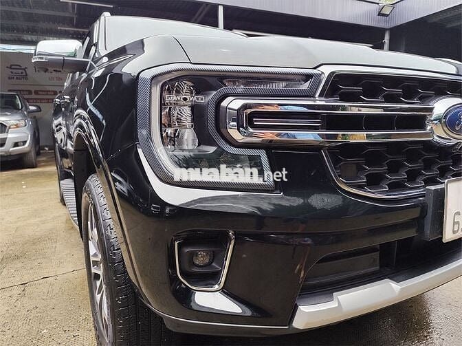 Ford Everest 2023 Titanium 2.0L 4x2 AT - 28000 km