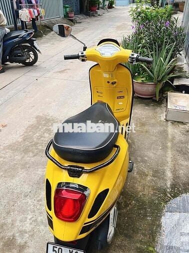 e cần pass vespa chính chủ e đứng tên