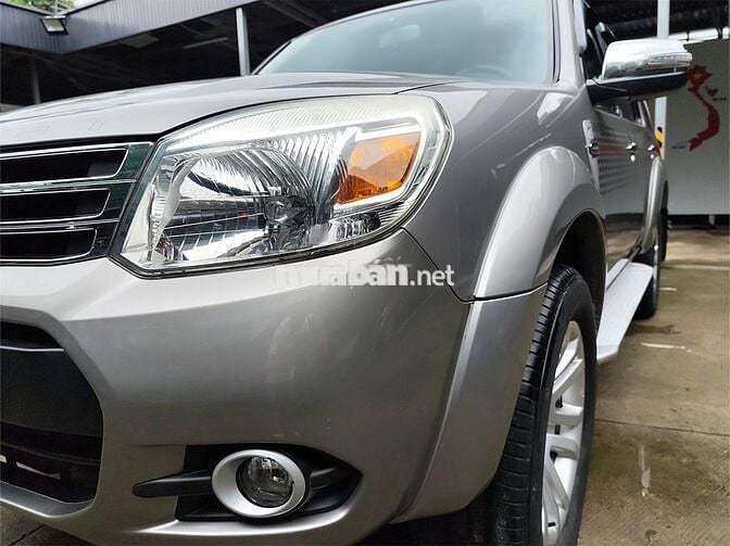 Ford Everest 2014 2.5L 4x2 MT - 116000 km