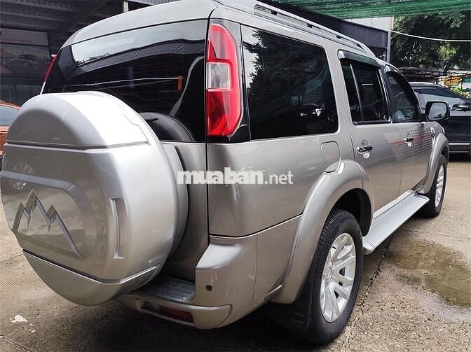 Ford Everest 2014 2.5L 4x2 MT - 116000 km