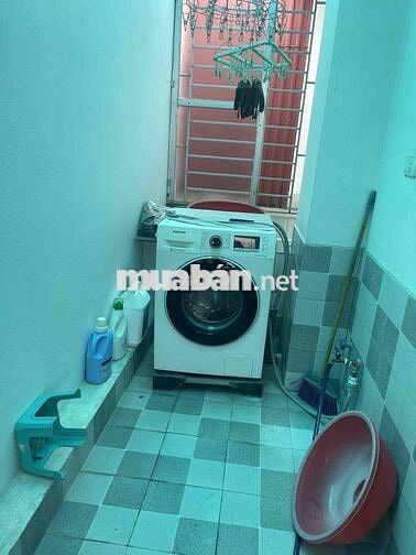 NHÀ EM CHÍNH CHỦ CẦN BÁN NHÀ PHỐ GIA QUẤT - NGÕ THÔNG TỨ PHÍA - TIỆN Í