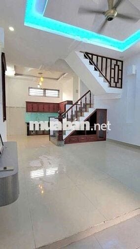 Chủ gửi bán gấp 
Nhà 3Tầng Hẻm xe hơi số đường Phường Hiệp Bình Chánh