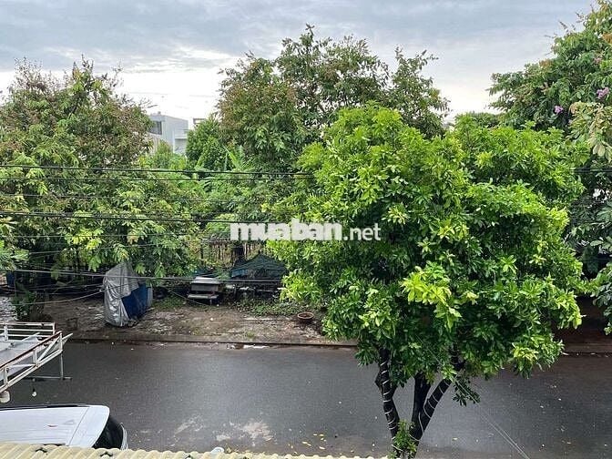 Cho thuê nhà 2 tầng gần Phạm Hùng hòa xuân