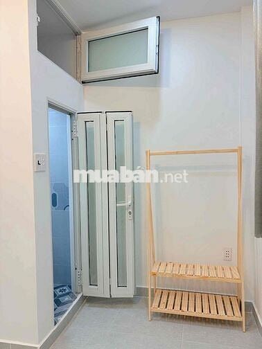 Bán nhà Sổ riêng mới đẹp 100%.Khu dân cư hiện hữu,cách xe hơi 10m.