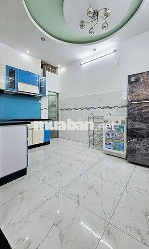 Cho Thuê Nhà Đường Nguyễn Tri Phương, Quận 10 ( Nhà Rộng - KD Tự Do )
