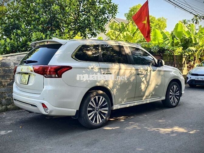2023 Premium 2.0 CVT - 25555 km
