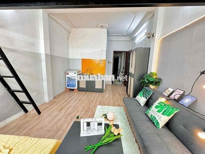 CHO THUÊ DUPLEX CÓ GÁC BAN CÔNG 35m2 QUẬN 10 gần UEH