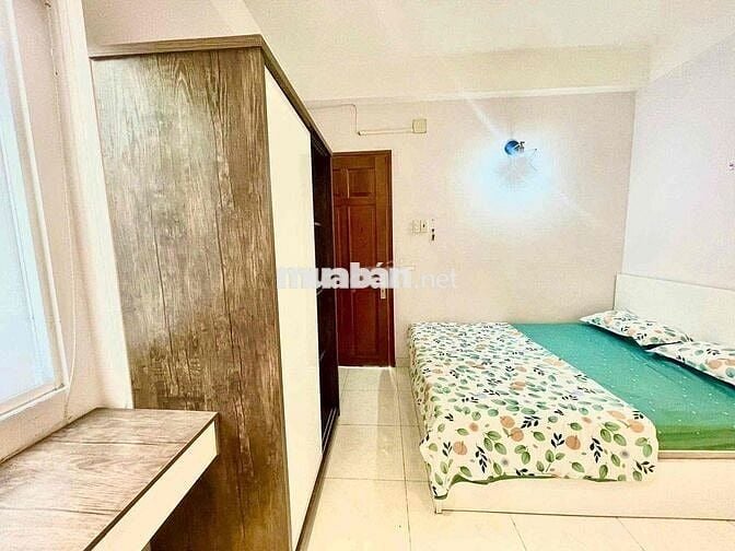 4.5tr. Cửa sổ. Full nội thất. Hầm xe. Thang máy.