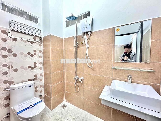 ✨ siêu phẩm 2PN mới xây full nội thất - sát Q1,Q5 - trống sẵn ở liền