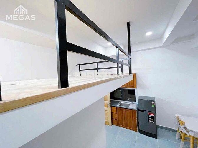 Căn hộ Duplex ngay sát bên Quận 1