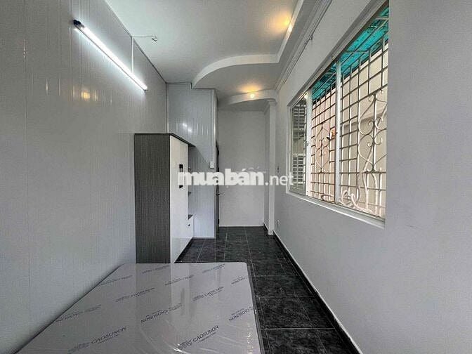 Căn Hộ 2 Phòng Ngủ Bancol Máy Giặt Riêng 4ng4xe Ngay Đại Học Kinh Tế