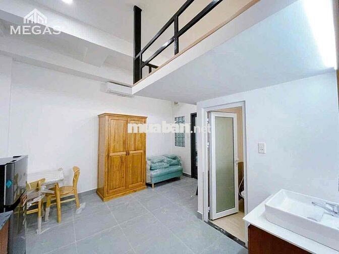 Căn hộ Duplex ngay sát bên Quận 1