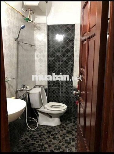 Cho thuê nhà ở ngõ 1333 Giải Phóng, Hà Nội