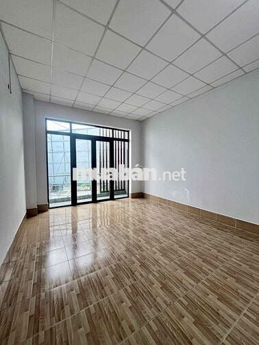 Nhà trệt lầu 2PN Mặt Tiền Trần Hoàng Na 10tr quá êm