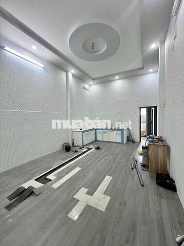 Nhà trệt lầu 2PN Mặt Tiền Trần Hoàng Na 10tr quá êm