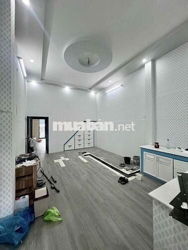 Nhà trệt lầu 2PN Mặt Tiền Trần Hoàng Na 10tr quá êm