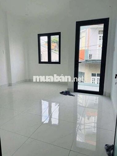 Chính chủ bán nhà gần đường Tạ Quang Bửu HXH