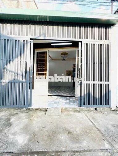 Bán nhà Gấp Ở Bà Điểm-Hóc Môn 1 tỷ 350tr có SHR Rộng 90m2