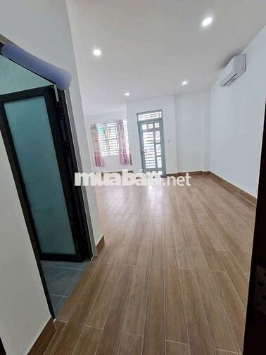 NHÀ 1 TRỆT 2 LẦU - MẶT TIỀN ĐƯỜNG LÊ LAI - KẾ CV LƯU HỮU PHƯỚC